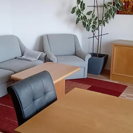 דירה Gaestehaus Tarmann אננהיים